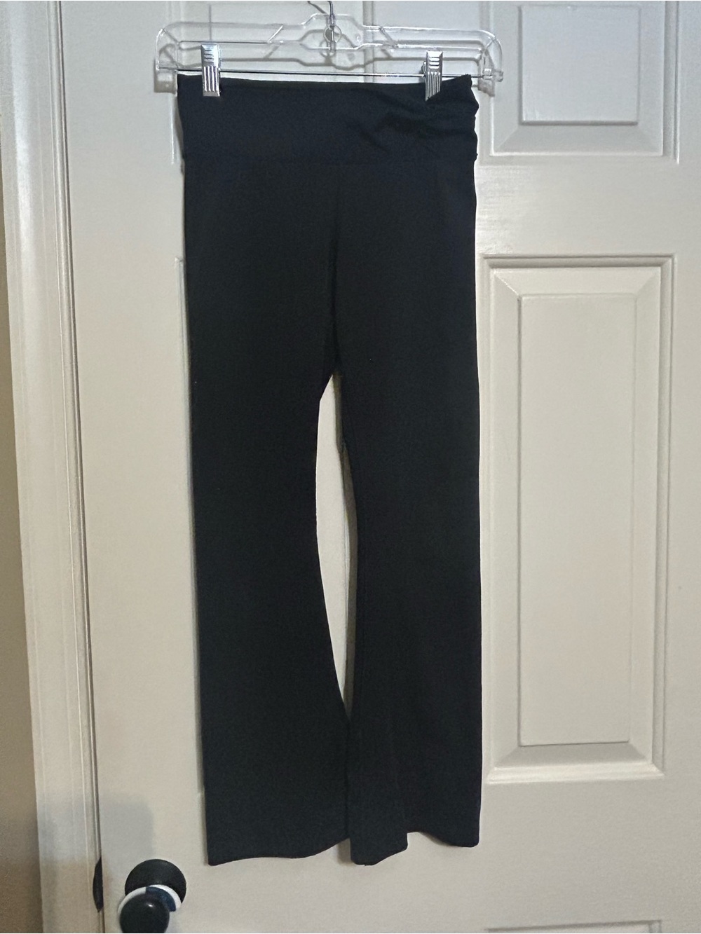 Abercrombie kids black flare leggings girls 11/12 short YPB Active wear